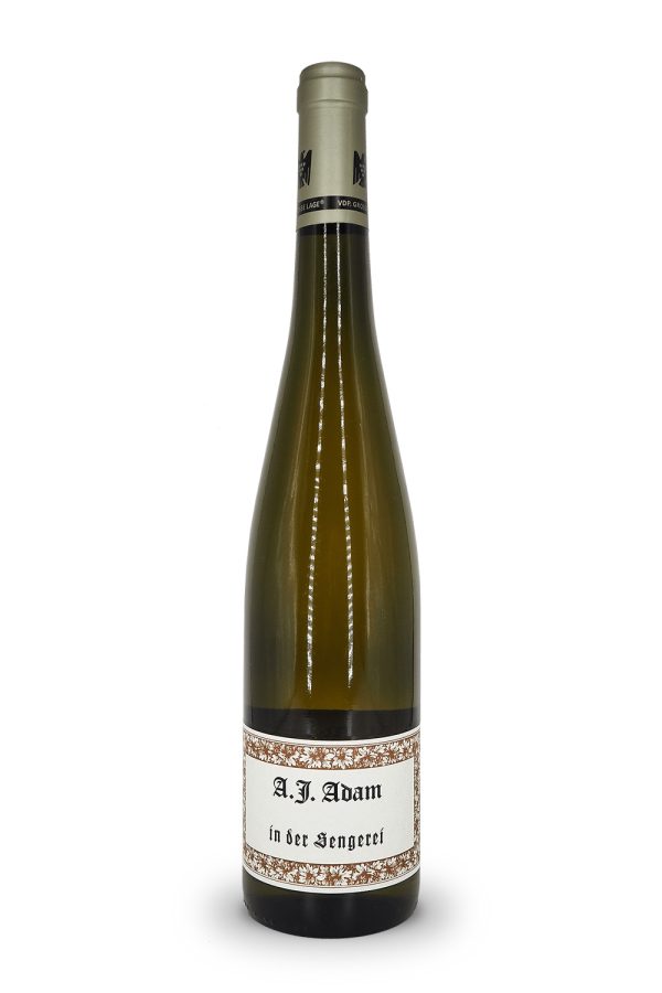 Leckerer Weißwein Pinot Blanc von A.J. Adam in der Sengerei feinherb von der Mosel